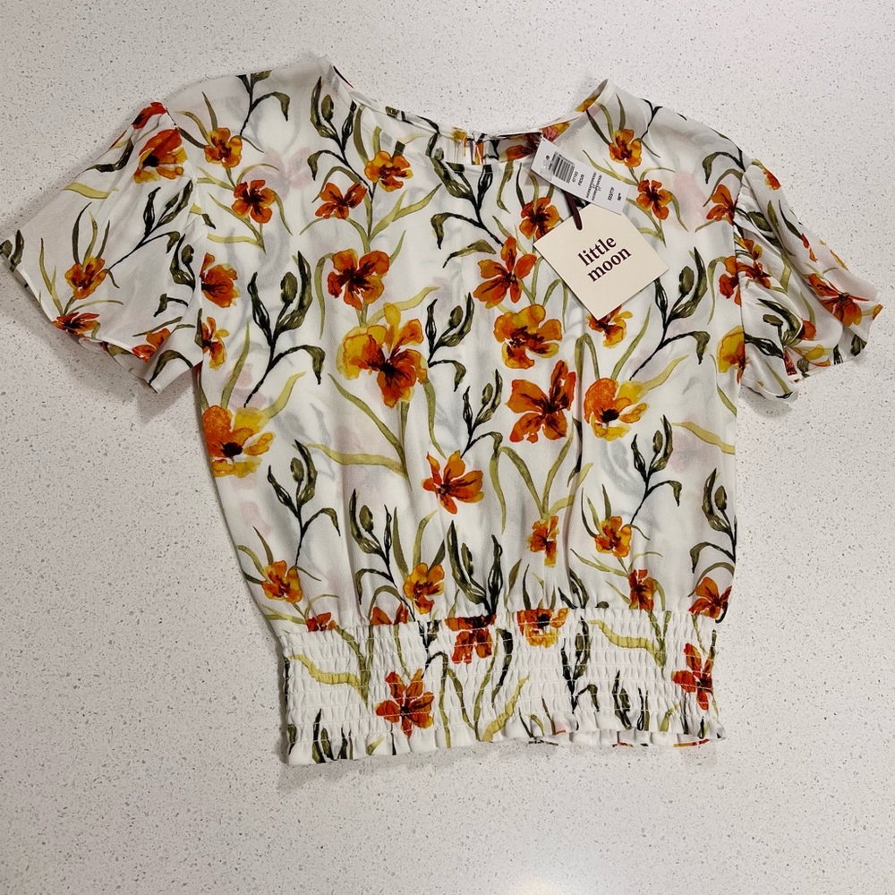 ARITZIA | NWT | Little Moon Ficus Blouse in Floral Crepe